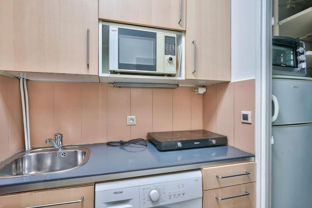 Cosy Studio In The Center Of Clichy Apartment Bagian luar foto